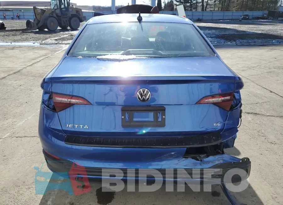 3VW7M7BU8PM027673 Photo# 6