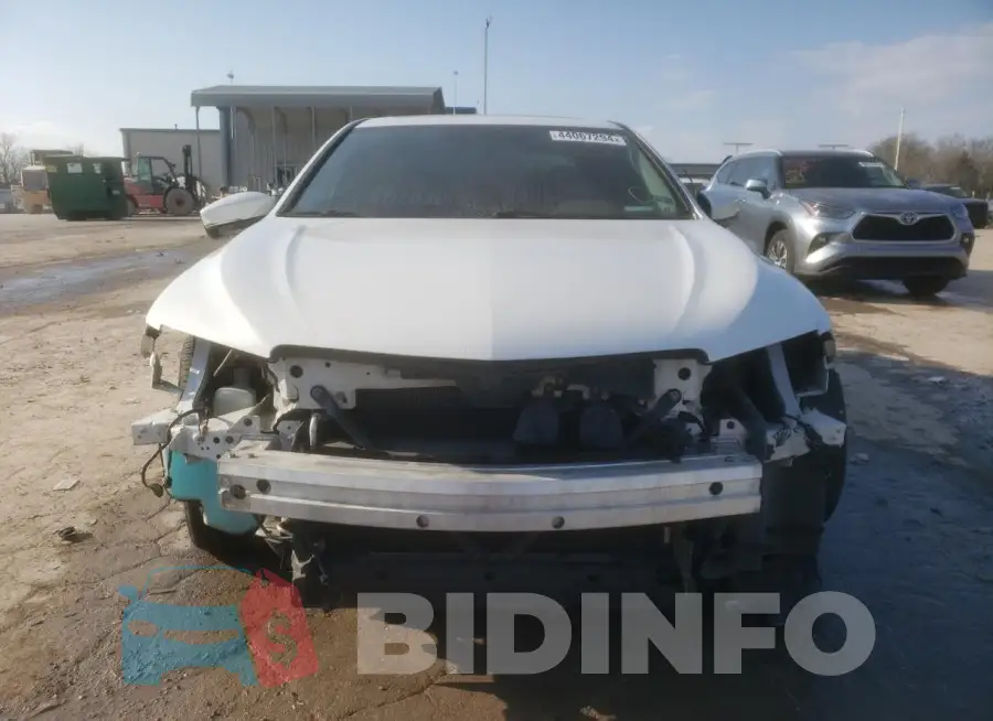 19UUB3F58GA002651 Photo# 5