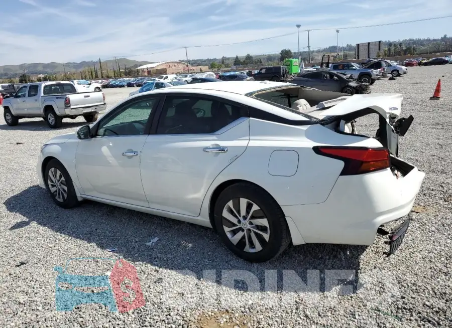 1N4BL4BV1LC114744 Photo# 2