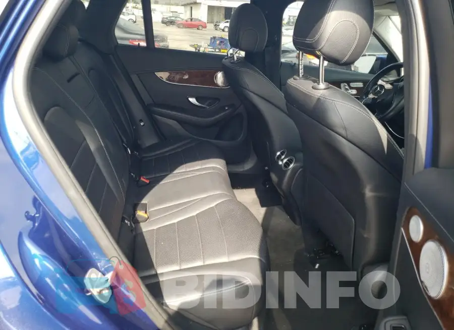WDC0G4JB8HF121882 Photo# 11