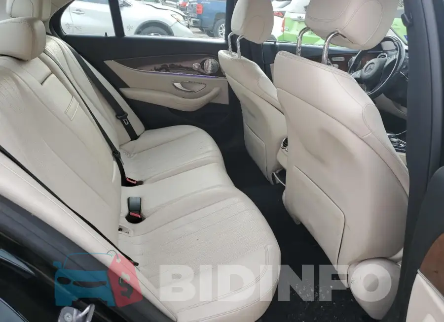 WDDZF4JB5HA091761 Photo# 10
