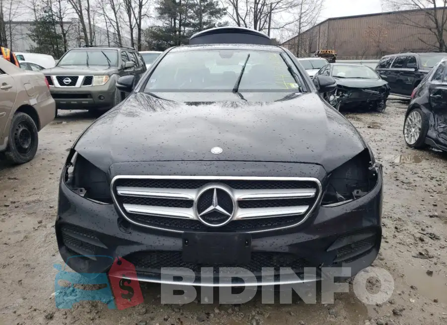 WDDZF4KB1HA194836 Photo# 5