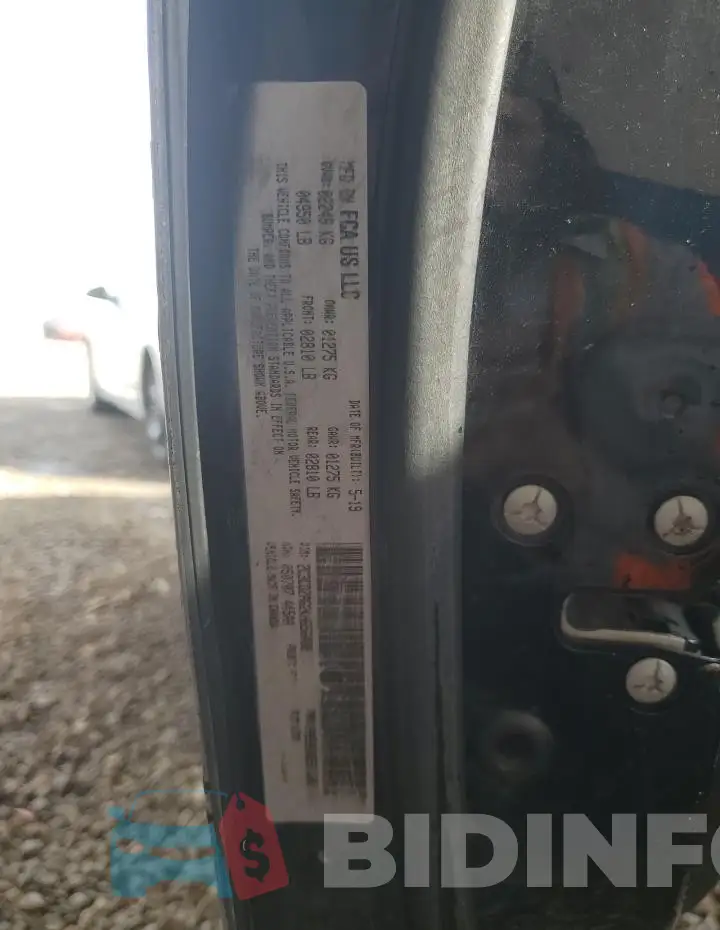 2C3CDZAG2KH656480 Photo# 12