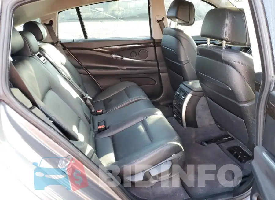 WBA5M4C51HD187016 Photo# 10