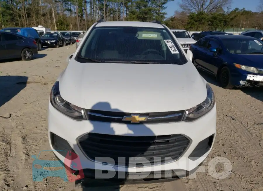KL7CJLSB4JB729597 Photo# 5