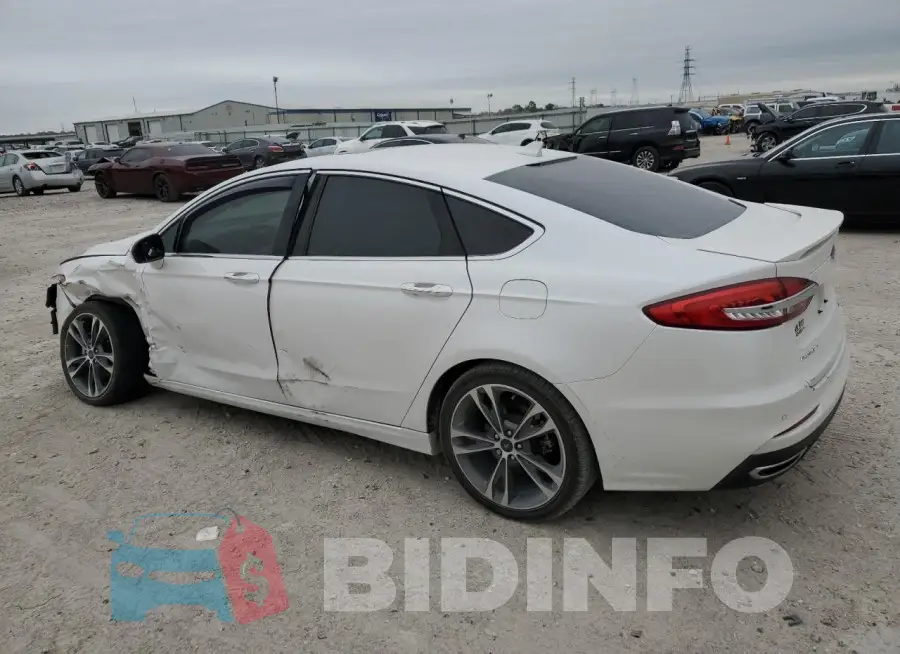 3FA6P0K9XKR231594 Photo# 2