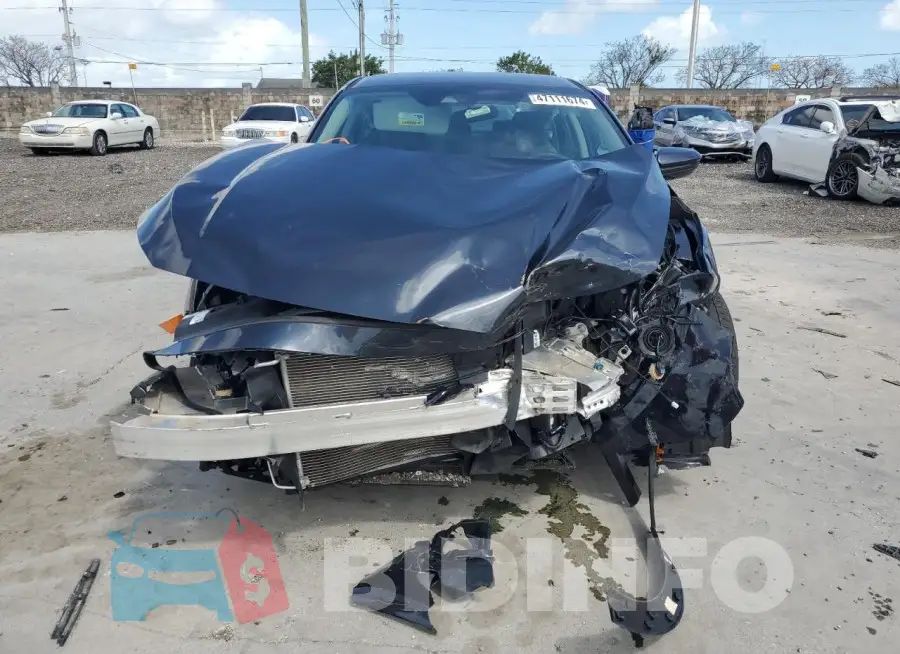19XFC2F63LE003396 Photo# 5