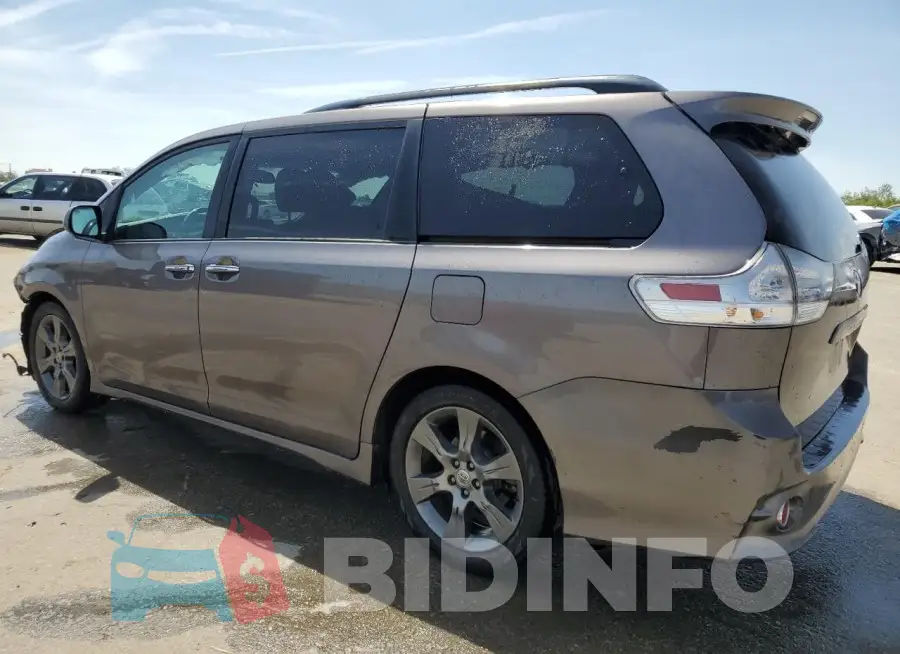 5TDXK3DC0GS724180 Photo# 2