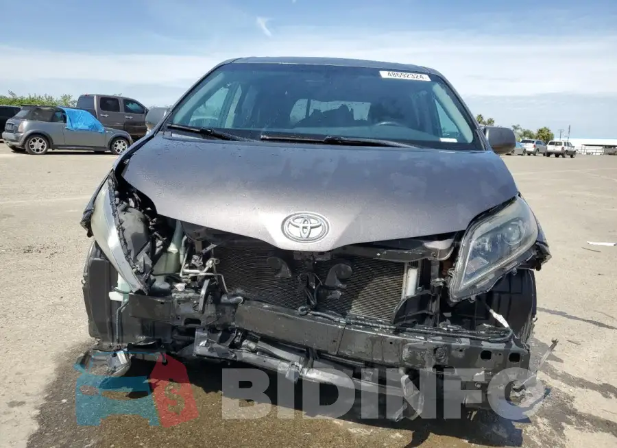 5TDXK3DC0GS724180 Photo# 5