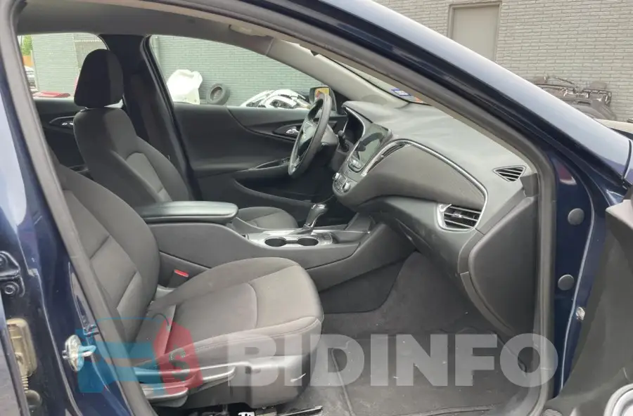 1G1ZD5ST5LF033148 Photo# 5
