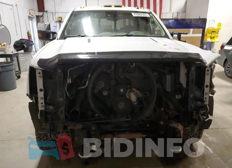 1GT120E89FF188889 Photo# 5