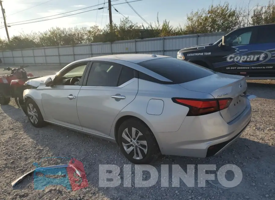 1N4BL4BV1KC229942 Photo# 2