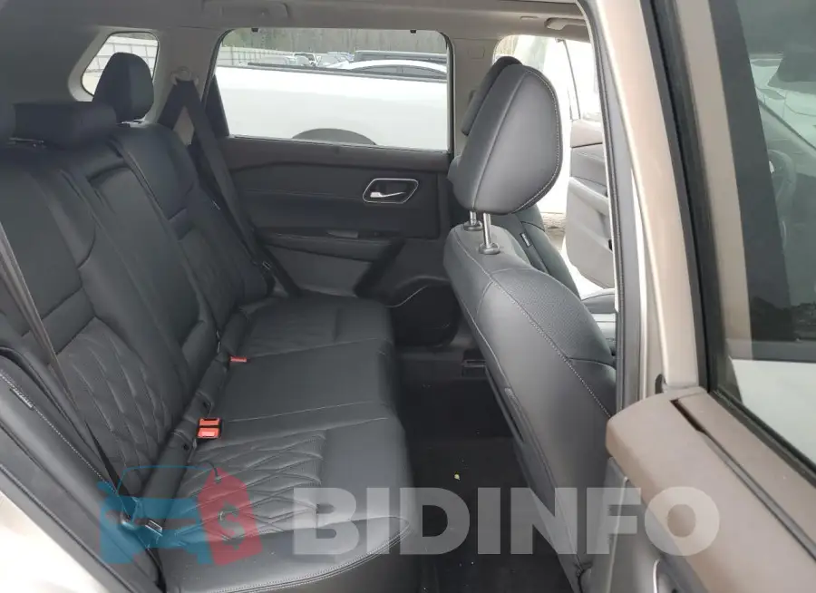 JN8BT3DCXPW100382 Photo# 11