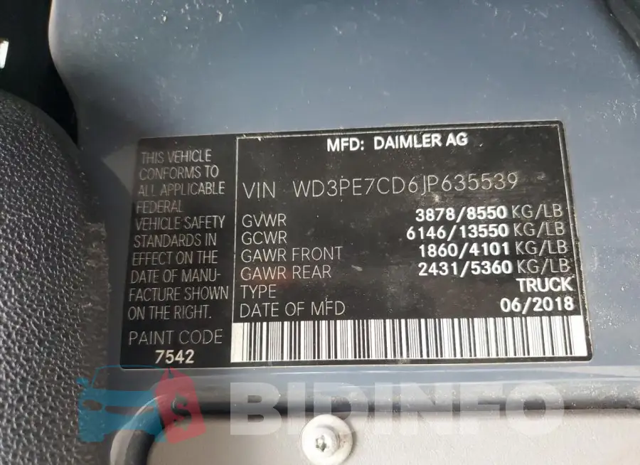 WD3PE7CD6JP635539 Photo# 13