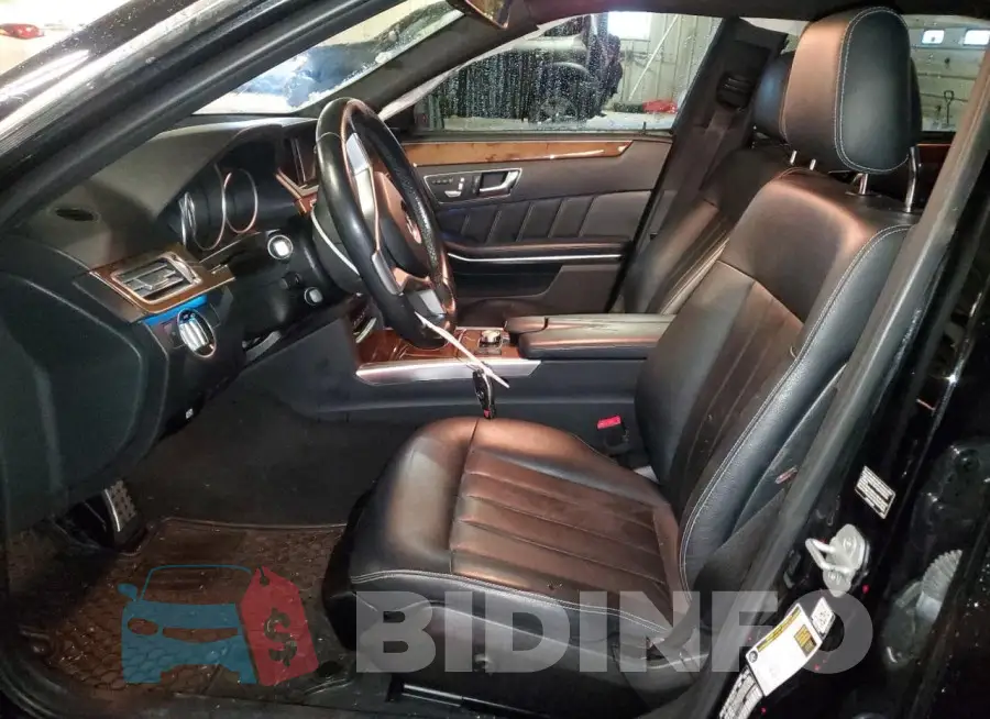 WDDHF8JB2FB132857 Photo# 7
