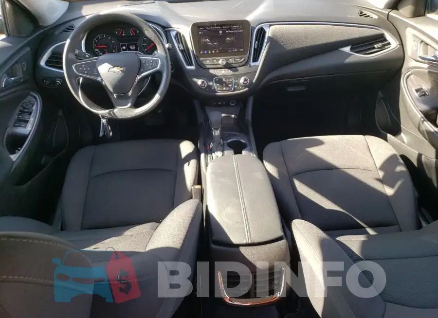 1G1ZD5ST3PF247724 Photo# 8