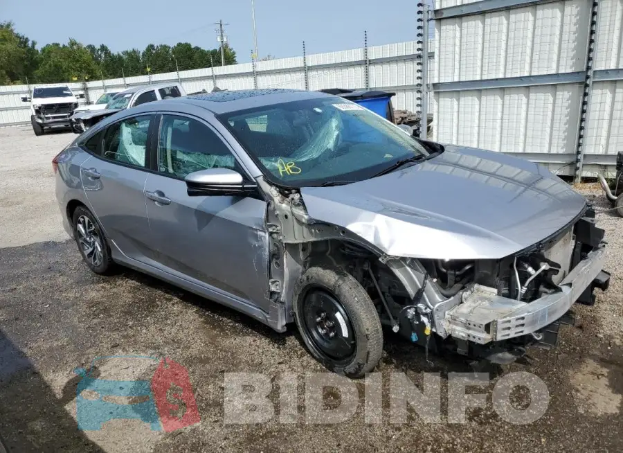 19XFC2F74HE206247 Photo# 4