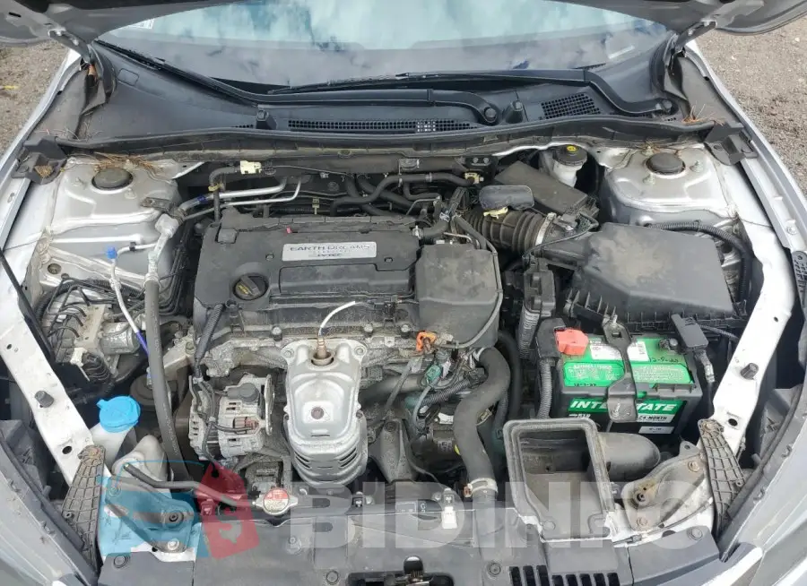 1HGCR2F36FA125833 Photo# 11