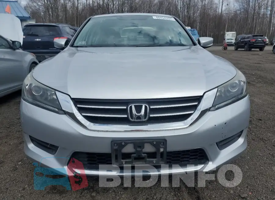 1HGCR2F36FA125833 Photo# 5