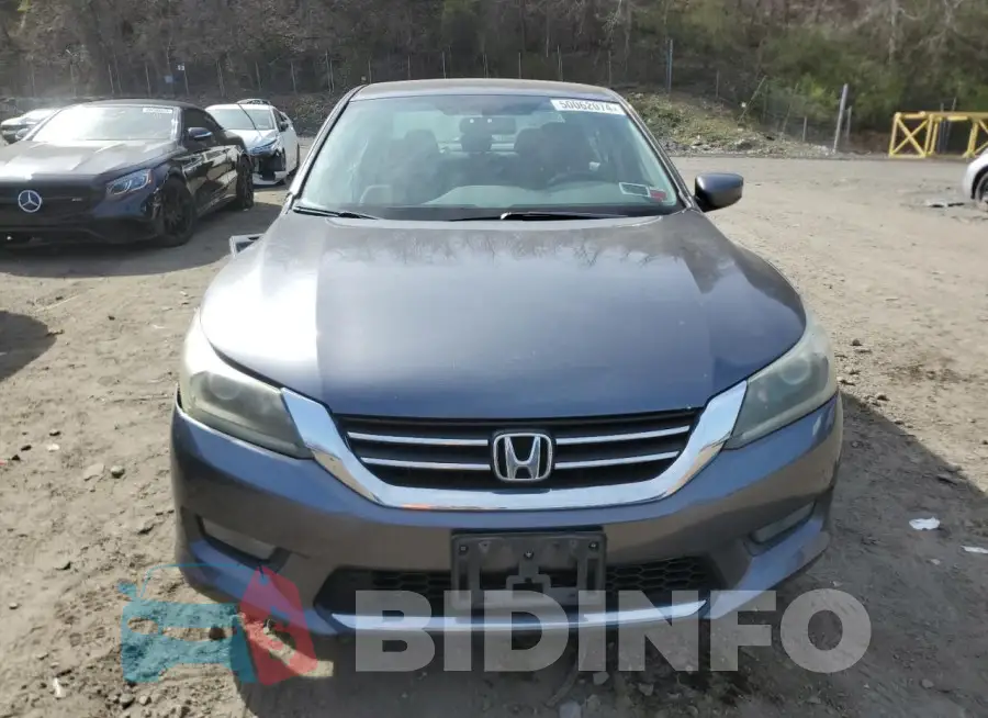1HGCR2F55FA155083 Photo# 5