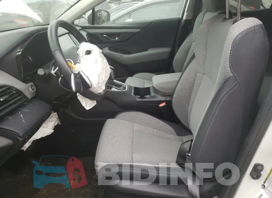 4S4BTAFC2N3232818 Photo# 7