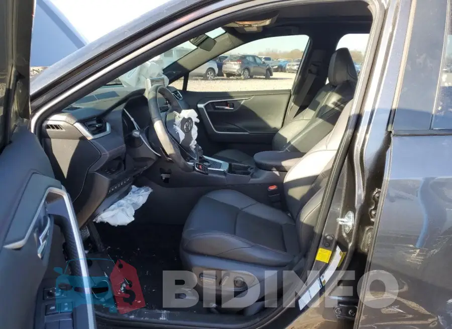 JTMFB3FV1MD075149 Photo# 7