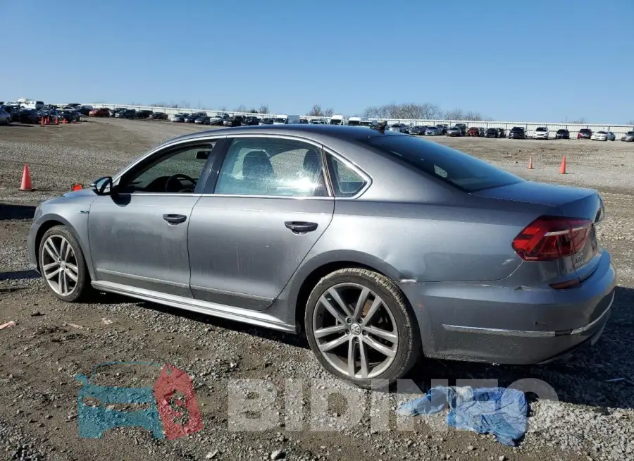 1VWDT7A31HC048317 Photo# 2