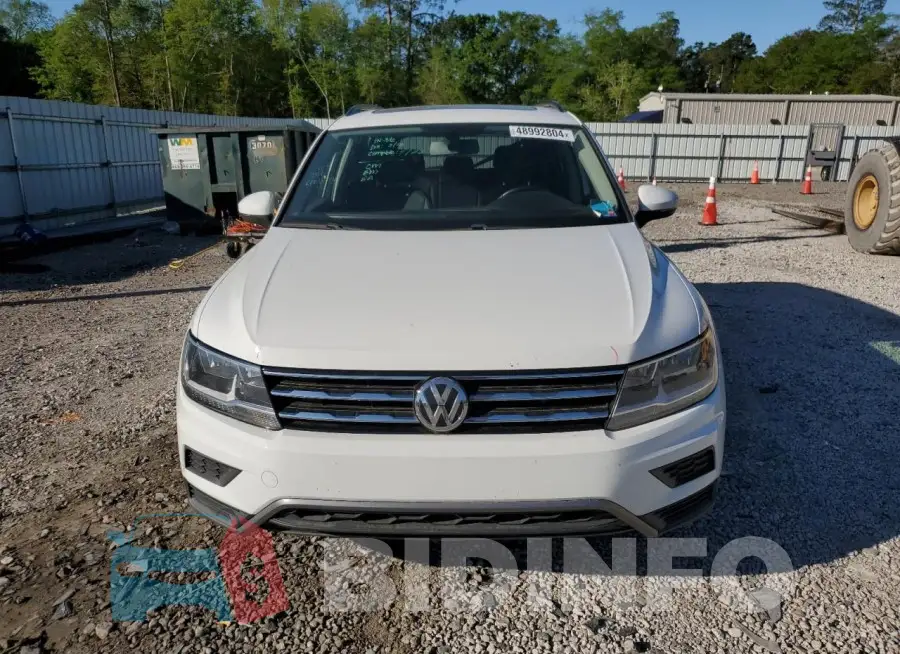 3VV3B7AX7KM041884 Photo# 5