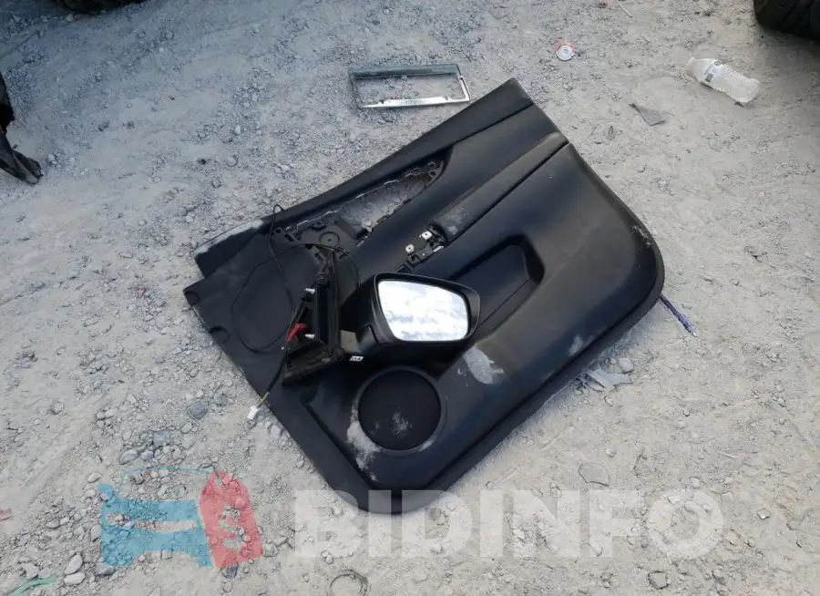 JN1BJ1CP5HW009986 Photo# 13