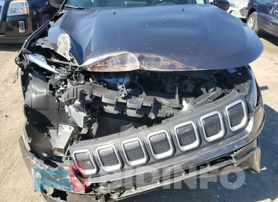 3C4NJDBBXNT141144 Photo# 12