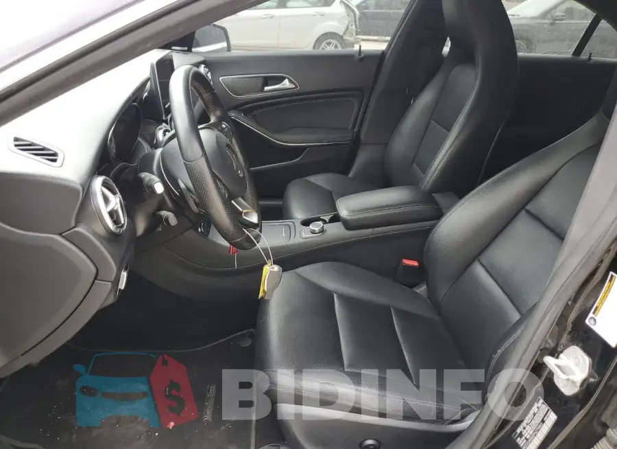 WDDSJ4EB2FN275863 Photo# 7