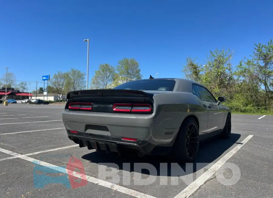 2C3CDZC96KH582835 Photo# 4