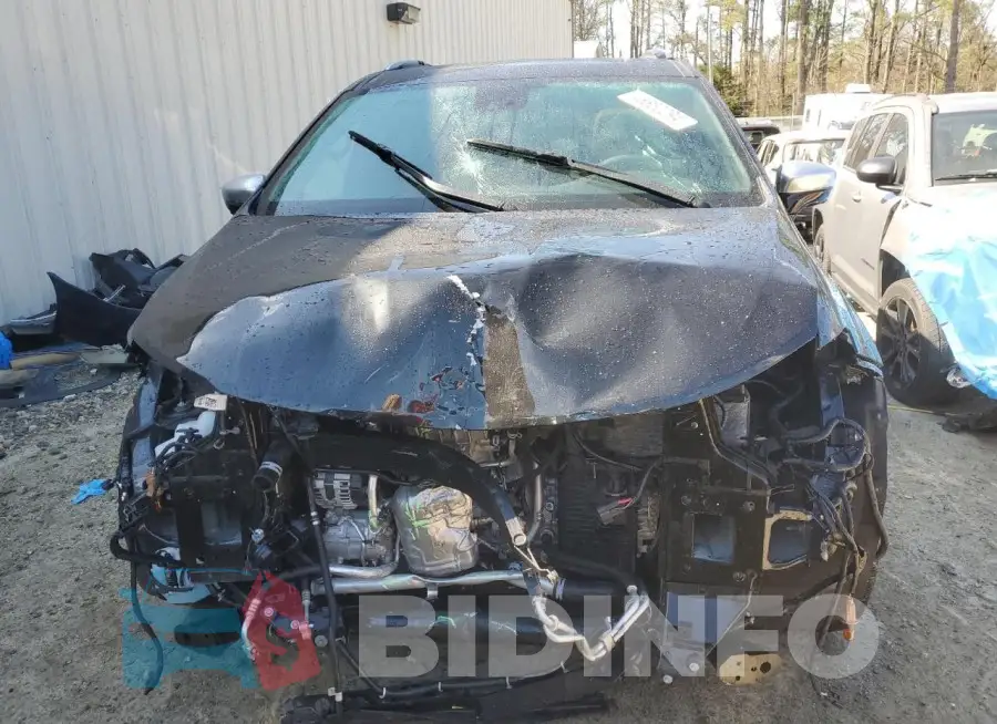 2C4RC3PG6NR139825 Photo# 5