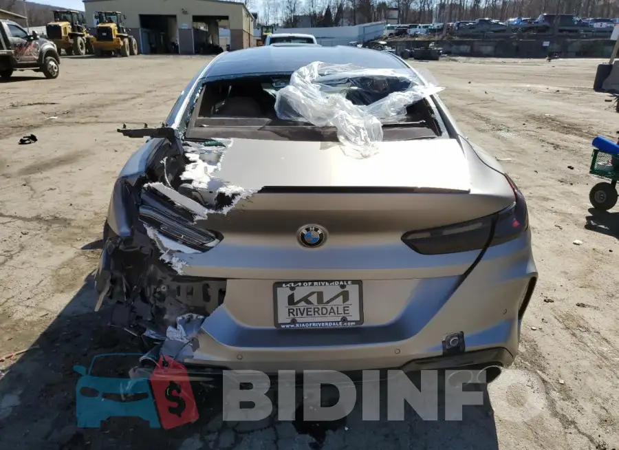 WBSGV0C01MCF68267 Photo# 6