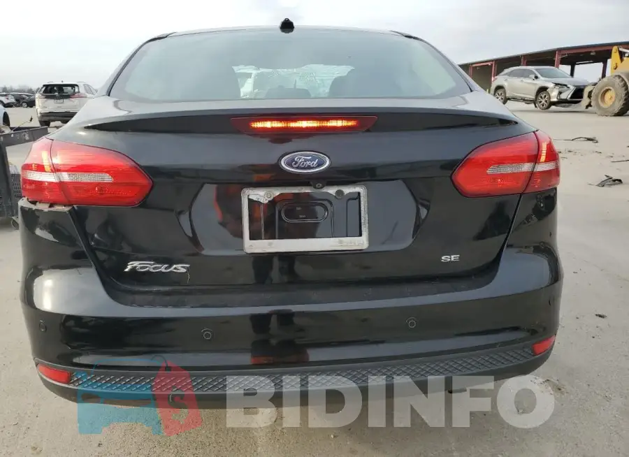 1FADP3F2XGL370927 Photo# 6