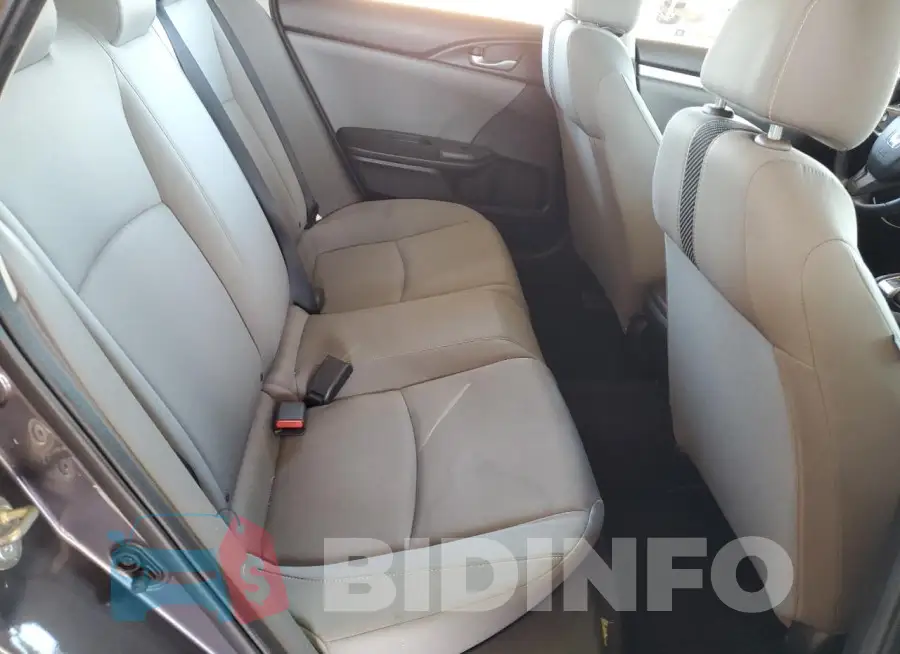 19XFC2F50GE249335 Photo# 10