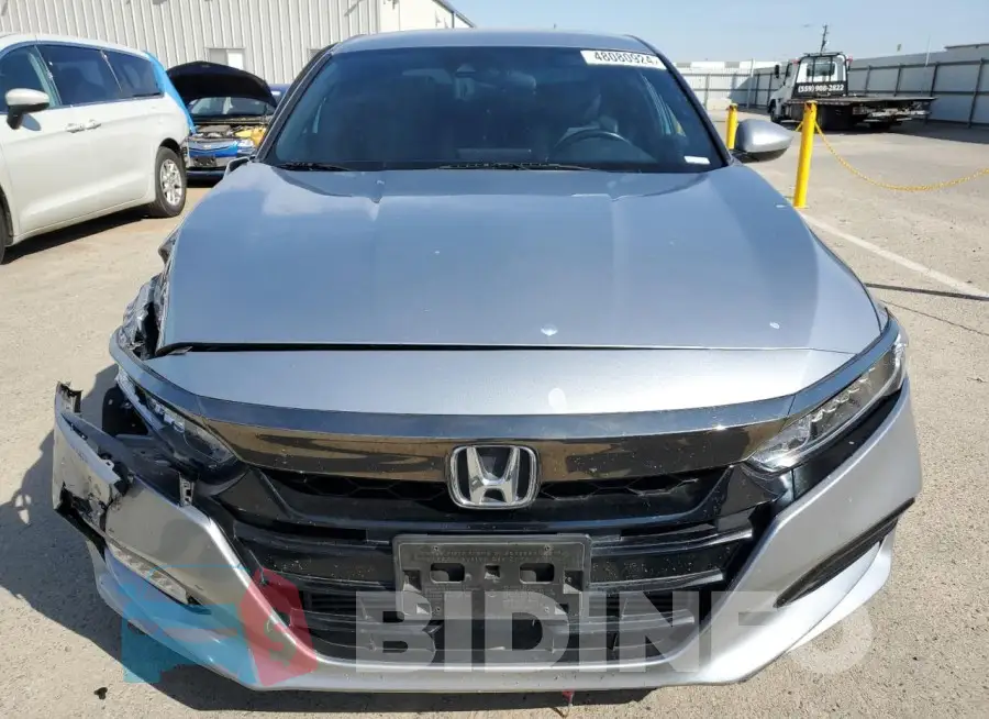 1HGCV1F32KA057627 Photo# 5