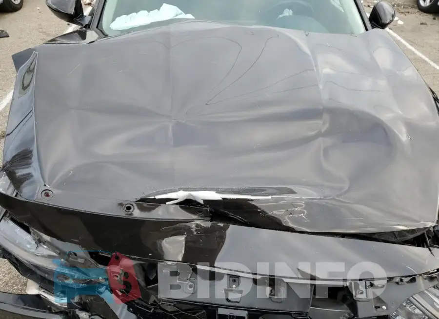 1HGCV2F55JA030041 Photo# 11