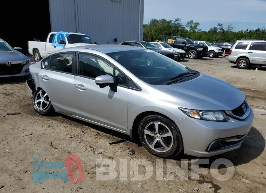 2HGFB2F71FH511002 Photo# 4