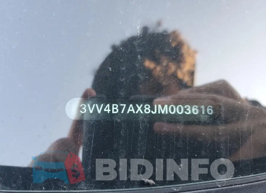 3VV4B7AX8JM003616 Photo# 13