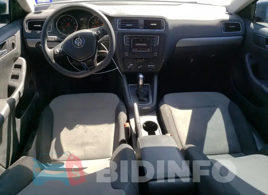 3VW2B7AJ0JM213769 Photo# 8
