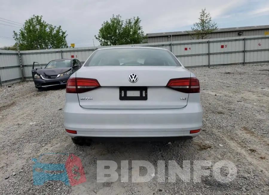 3VW2B7AJ7HM359807 Photo# 6