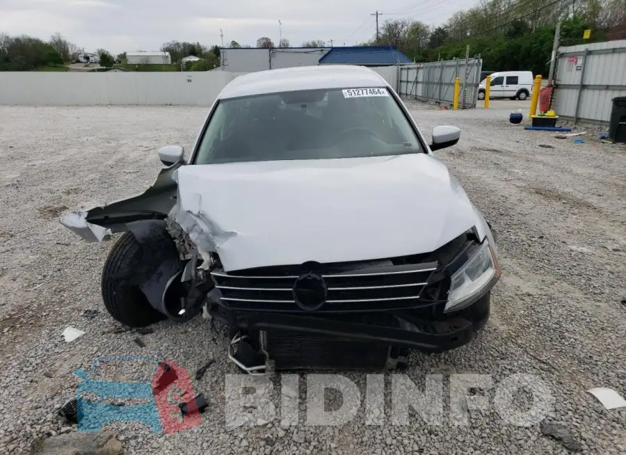 3VW2B7AJ7HM359807 Photo# 5