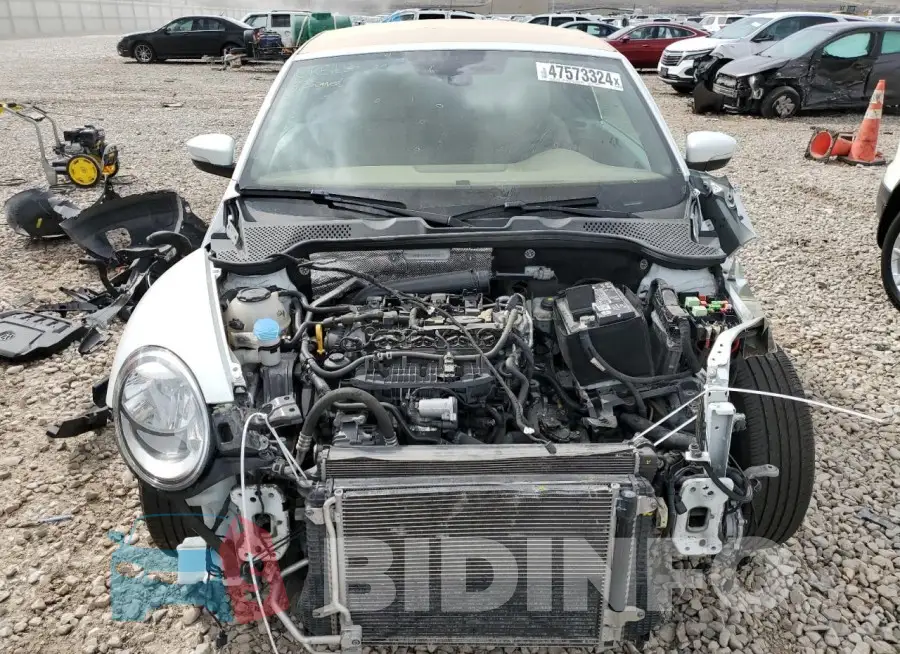 3VW5DAAT0KM512282 Photo# 5