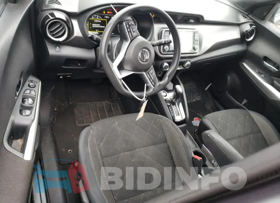 3N1CP5CU0JL532070 Photo# 8