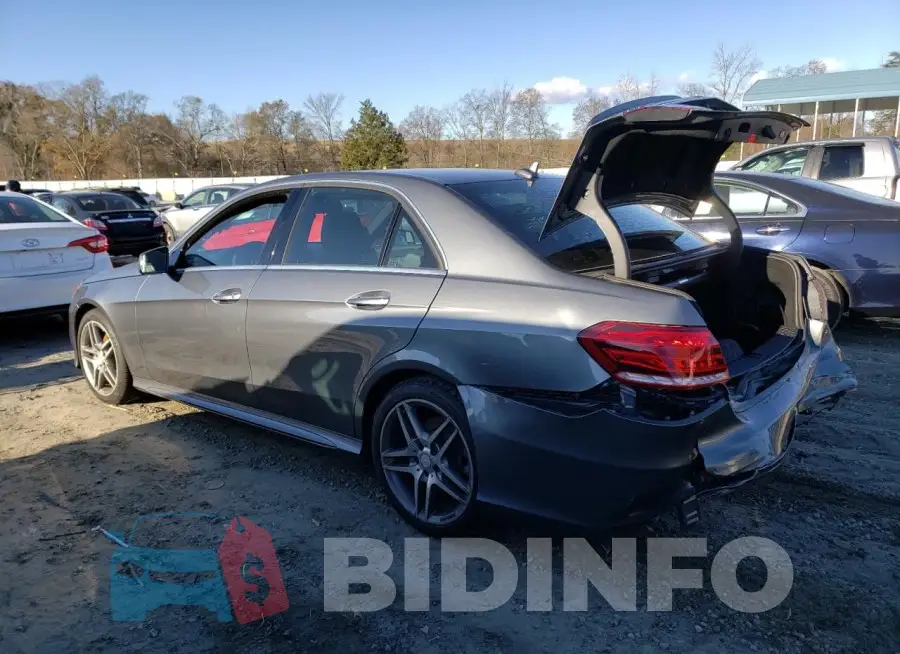 WDDHF8JB2GB289614 Photo# 2