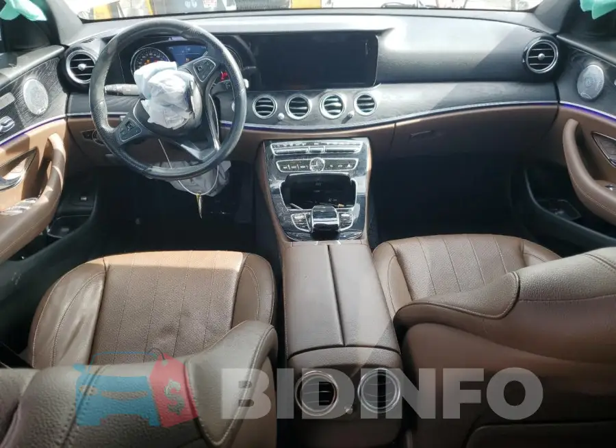 WDDZF4JB3HA275421 Photo# 8