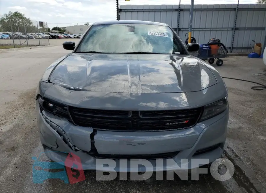 2C3CDXBG4PH635933 Photo# 5