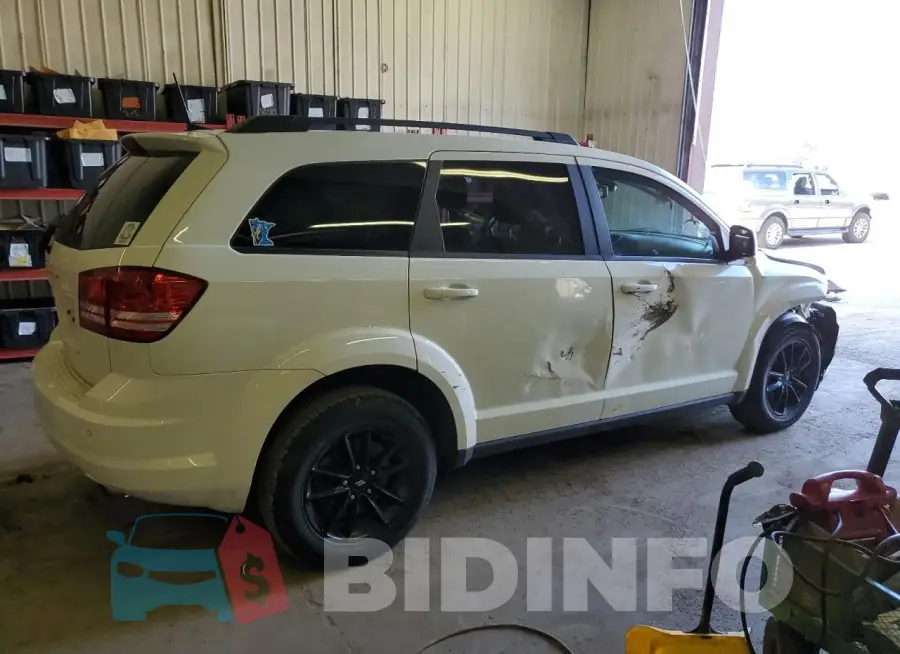 3C4PDCAB5LT279182 Photo# 3