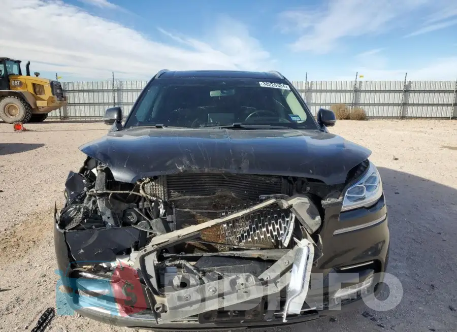 5LM5J7XC0LGL11430 Photo# 5